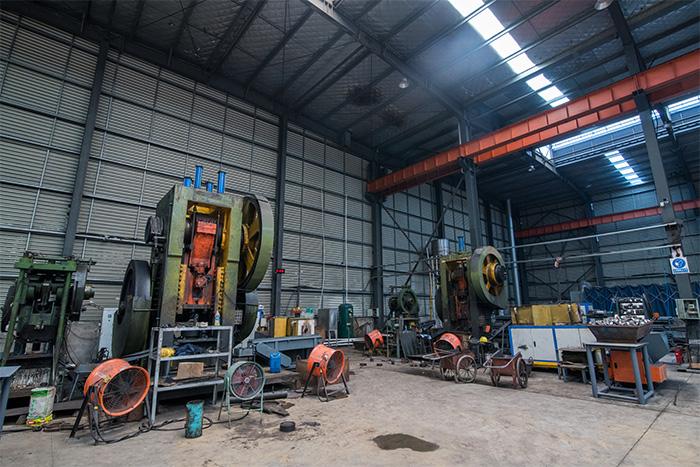 高安网架配件-锥头加工车间